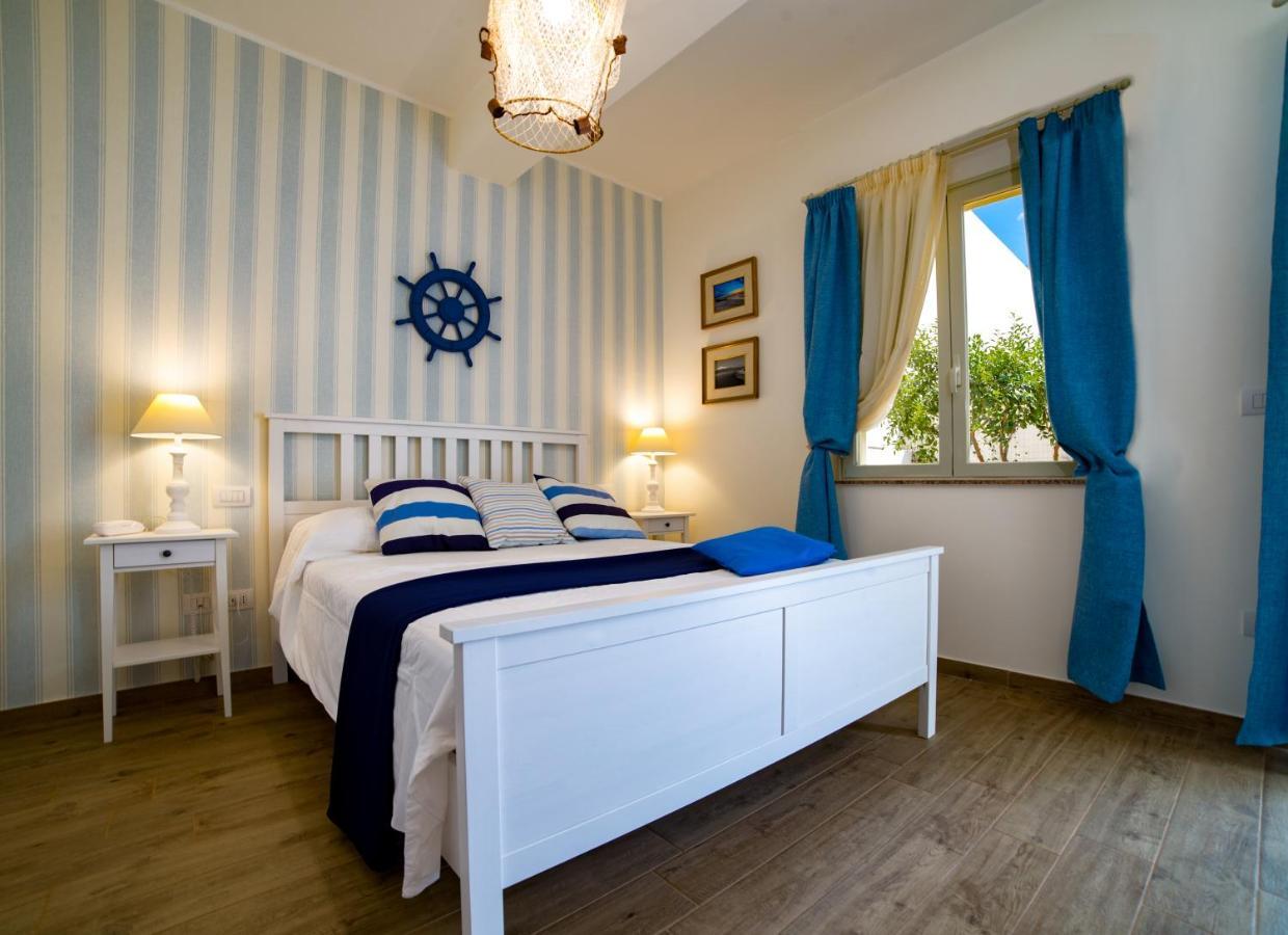 سانتا تيريزا دي ريفا Quattro Torri B&B المظهر الخارجي الصورة