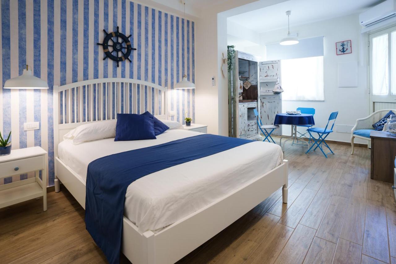 سانتا تيريزا دي ريفا Quattro Torri B&B المظهر الخارجي الصورة
