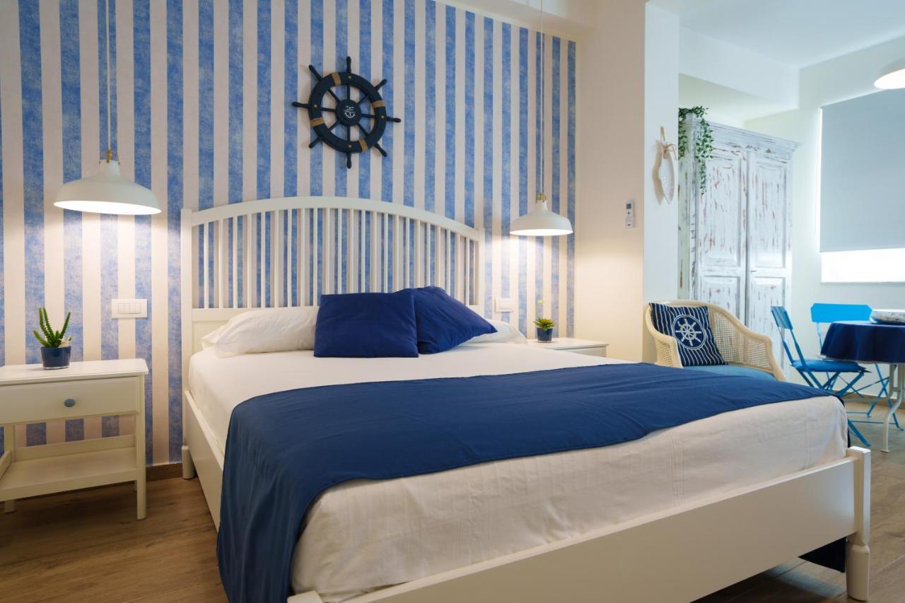 سانتا تيريزا دي ريفا Quattro Torri B&B المظهر الخارجي الصورة