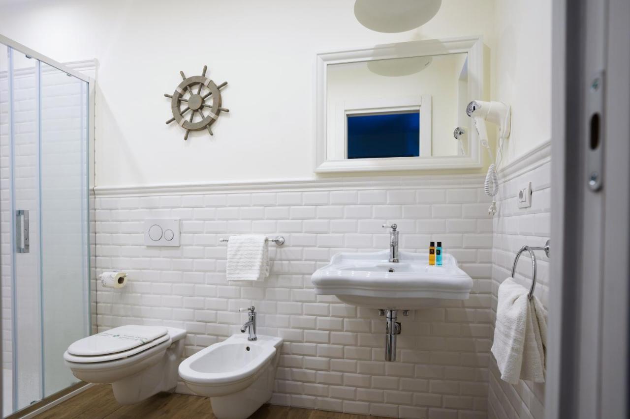 سانتا تيريزا دي ريفا Quattro Torri B&B المظهر الخارجي الصورة